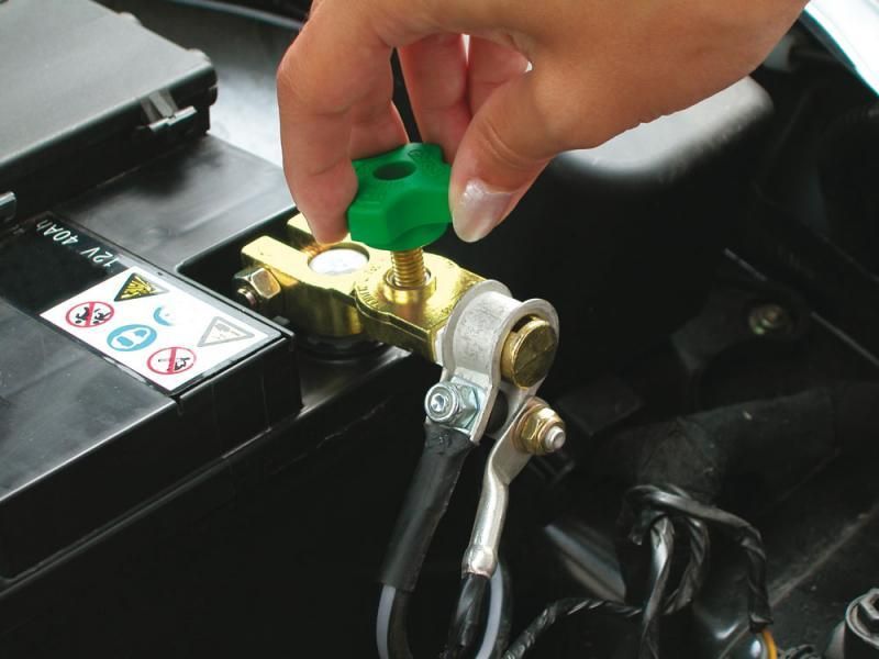 Cora Dispositivo staccabatteria rapido per auto On-Off