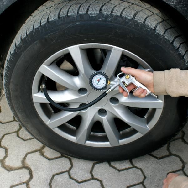 Cora Tire Inflator Gun with Pressure Gauge