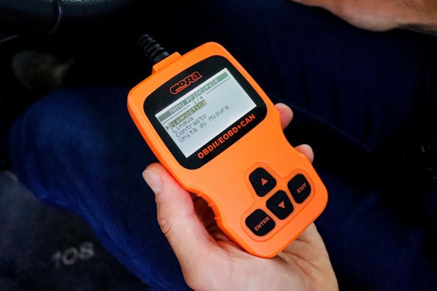 Cora Strumento diagnosi auto ODB2