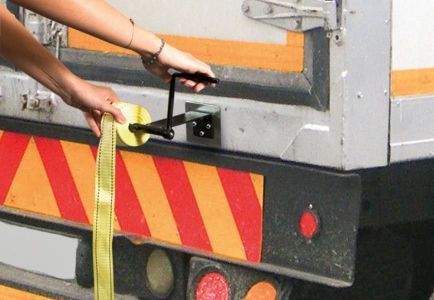Enrollador de cinturón Cora con base magnética