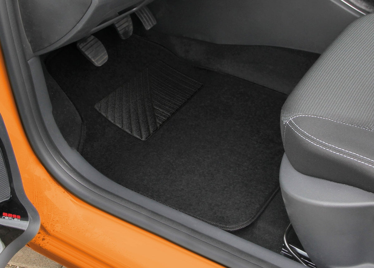 Lampa Cosmo Tappetini Auto in Moquette Universali Nero - Set da 4 pz