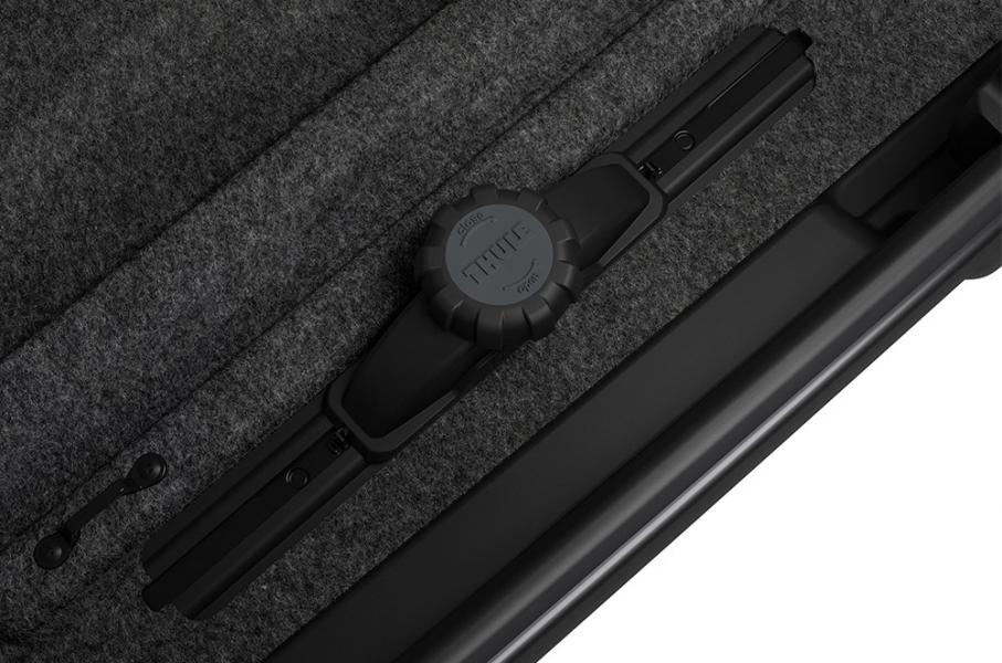 Cofre de techo Thule 613701 Auto Vector L, negro metalizado