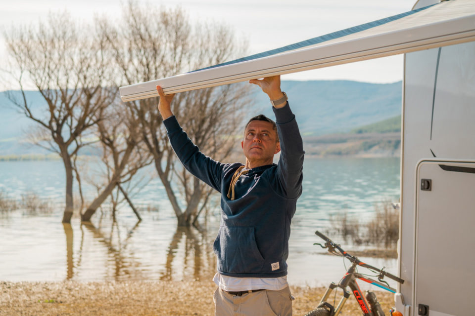 Fiamma F45S 400 Veranda Awning - Polar White Royal Blue 06280B01Q