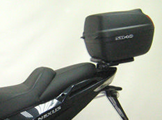 KIT BAÚL SHAD SH26 + SOPORTE APRILIA SR MAX 125 2012