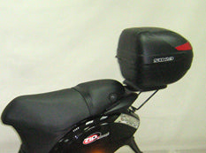 KIT BAÚL SHAD SH26 + ACCESORIO PIAGGIO ZIP 125 2009