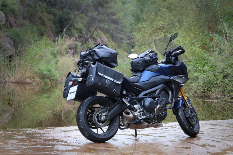 Shad Heck-Seitentaschen für Motorräder SW42 X0SW42