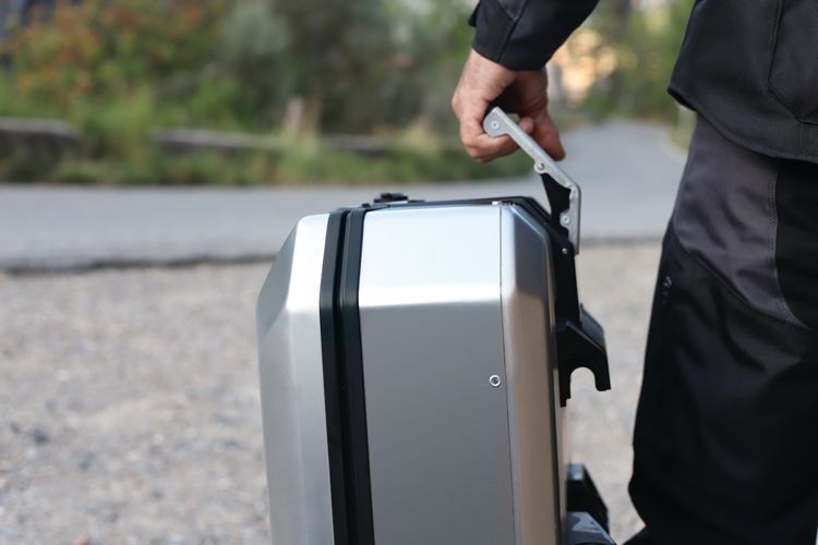 Shad Right Side Case for Motorcycles TR36R Terra D0TR36100R