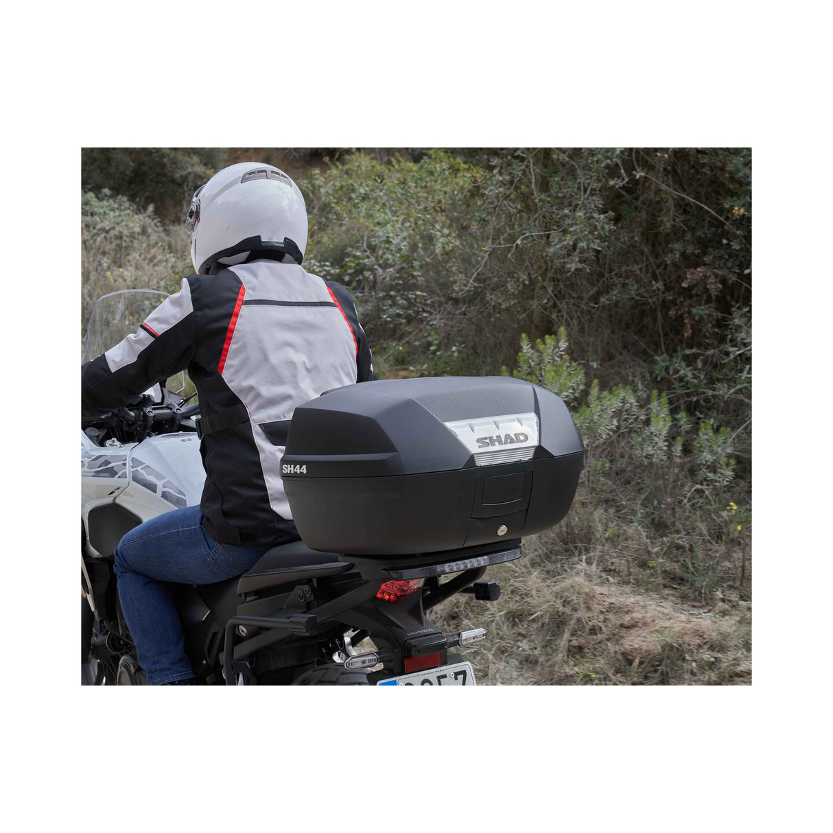 Baúl superior para motocicleta y scooter Shad SH44 D0B44100