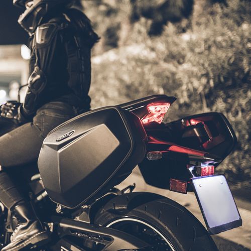 Par de alforjas laterales rÃgidas para motocicleta Shad E48SR X0SE48SR