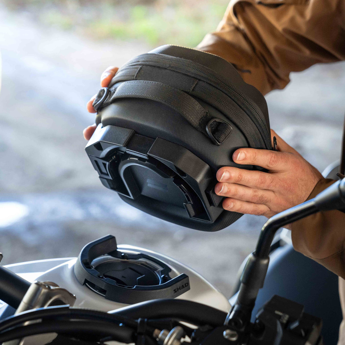 Shad X0SE03CLP Click System E03CL Pro Tank Bag