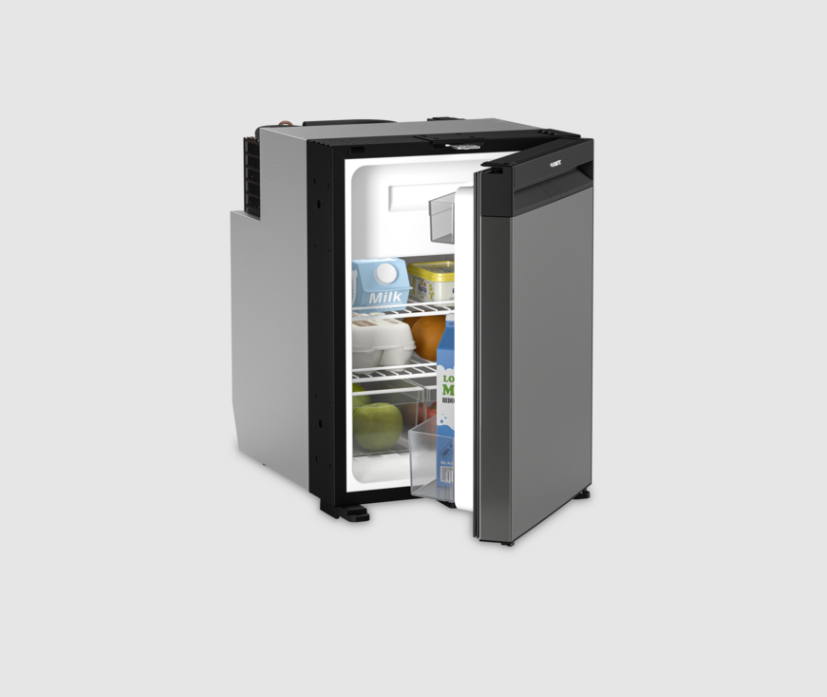 Nevera para barcos Dometic NRX 50C de 50 l en color plata oscuro con cajón