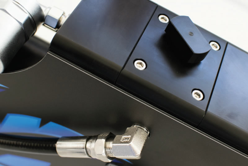 Potabilizadora Schenker ZEN 30/12V con panel básico para 1-4 personas, para veleros de 30-40 pies