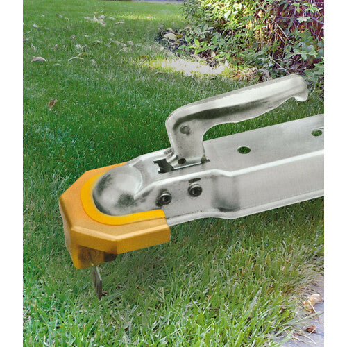 Anti-theft lamp for trailer hook