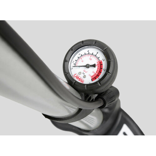 Lampa Air-Pro 1, pompa in acciaio con manometro - H 590 mm - 38 mm