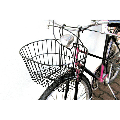Front basket lamp on the handlebars
