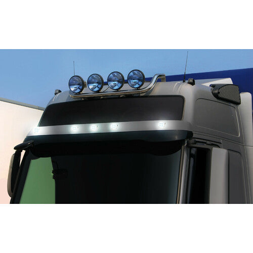 Luz de posición lateral de 9 LED, 24 V, blanca 98461