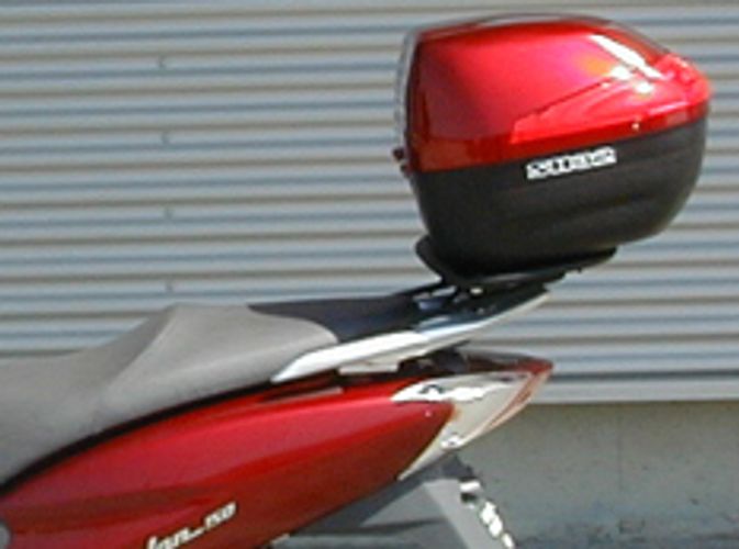 Shad Top Master Attacco Bauletto Honda Dylan SES 125 02-08