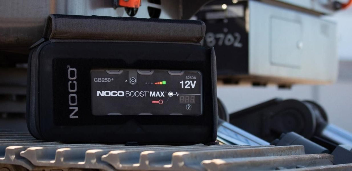 Arrancador de batería de litio NOCO GB250 Boost Max de 12 V y 5250 A