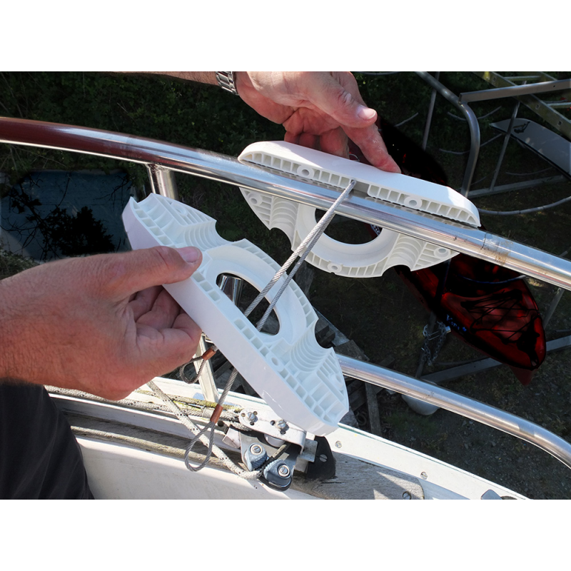 Plastimo Supporto Motore Fuoribordo Bianco 61535
