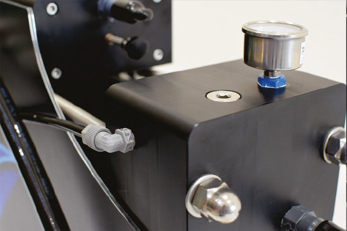 Schenker ZEN 100 Wassermacher 12 Volt 6-8 Personen Boote 35-55 Fuß