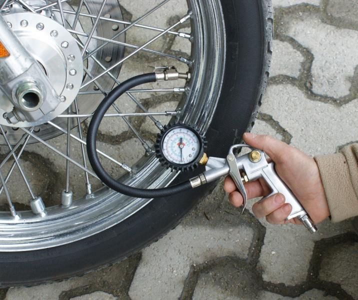 Cora Tire Inflator Gun with Pressure Gauge