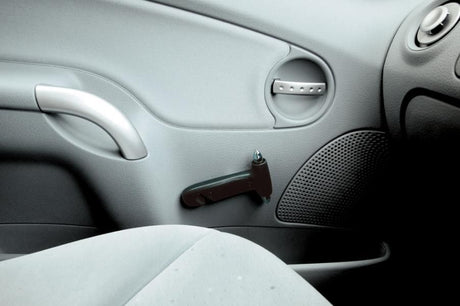 Cora Emergency Hammer Glass Breaker/Seatbelt Cutter