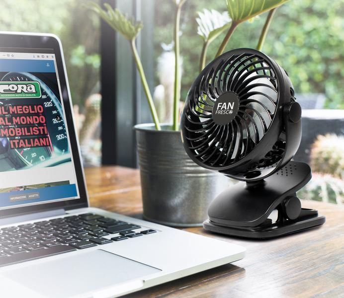 Ventilador recargable Cora con soporte y clip