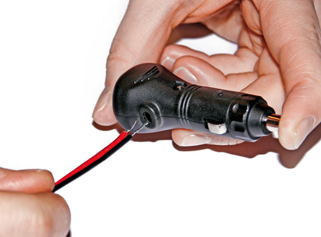 Lampa Spinotto per presa accendisigari con ingresso cavo laterale, 12/24V 39003