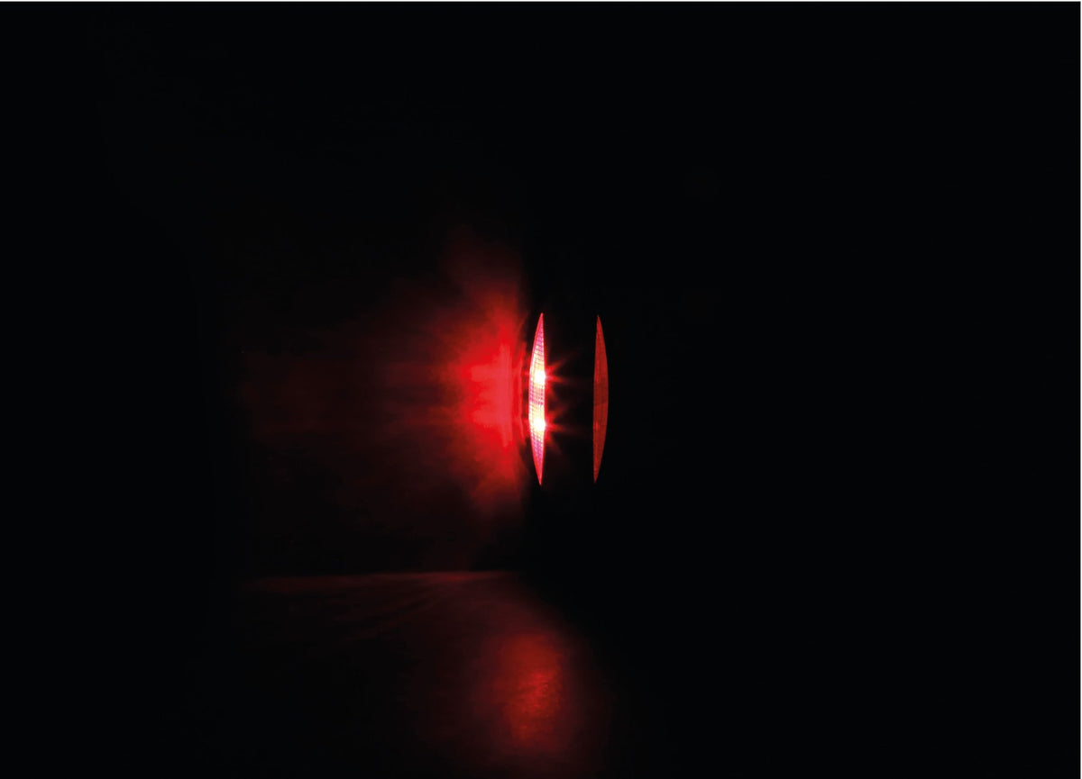 Beleuchtungslampe Abmessungen 4 LED 12/24V Weiß/Rot Gehäuse Weiß