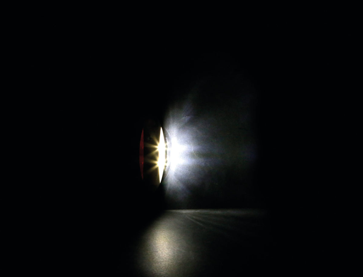 Beleuchtungslampe Abmessungen 4 LED 12/24V Weiß/Rot Gehäuse Weiß