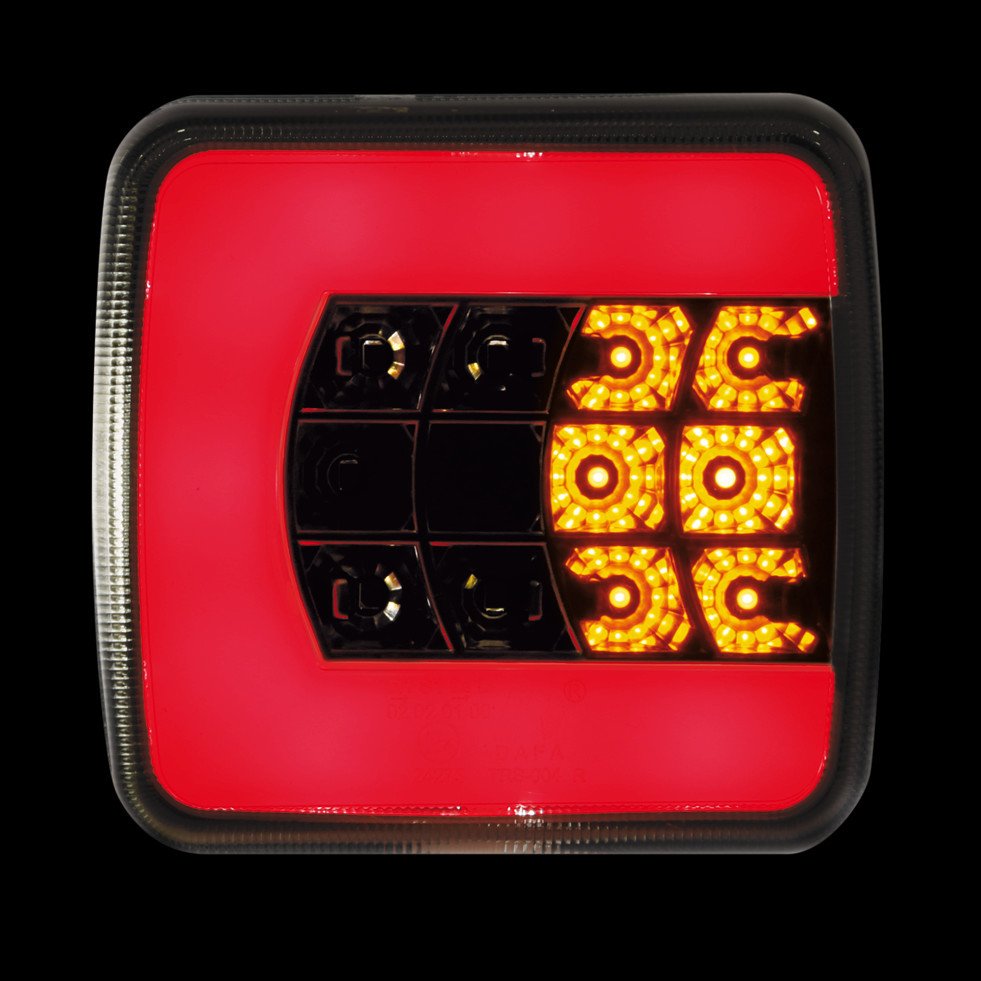 Lámpara C-Led Look Faro Trasero LED 4 Funciones 12/24V - Derecha