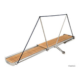 Teleskopierbare hydraulische Gangway BRIDGE mit hochglanzpolierter Edelstahlkonstruktion (AISI 316).