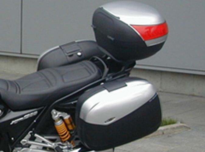 Soporte para baúl superior Shad Top Master YAMAHA XJR 1300 98-06 Y0XJ11ST