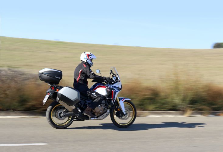 Paar Shad SH35 Seitenkoffer mit Aluminiumabdeckung D0B35200 Motorrad 