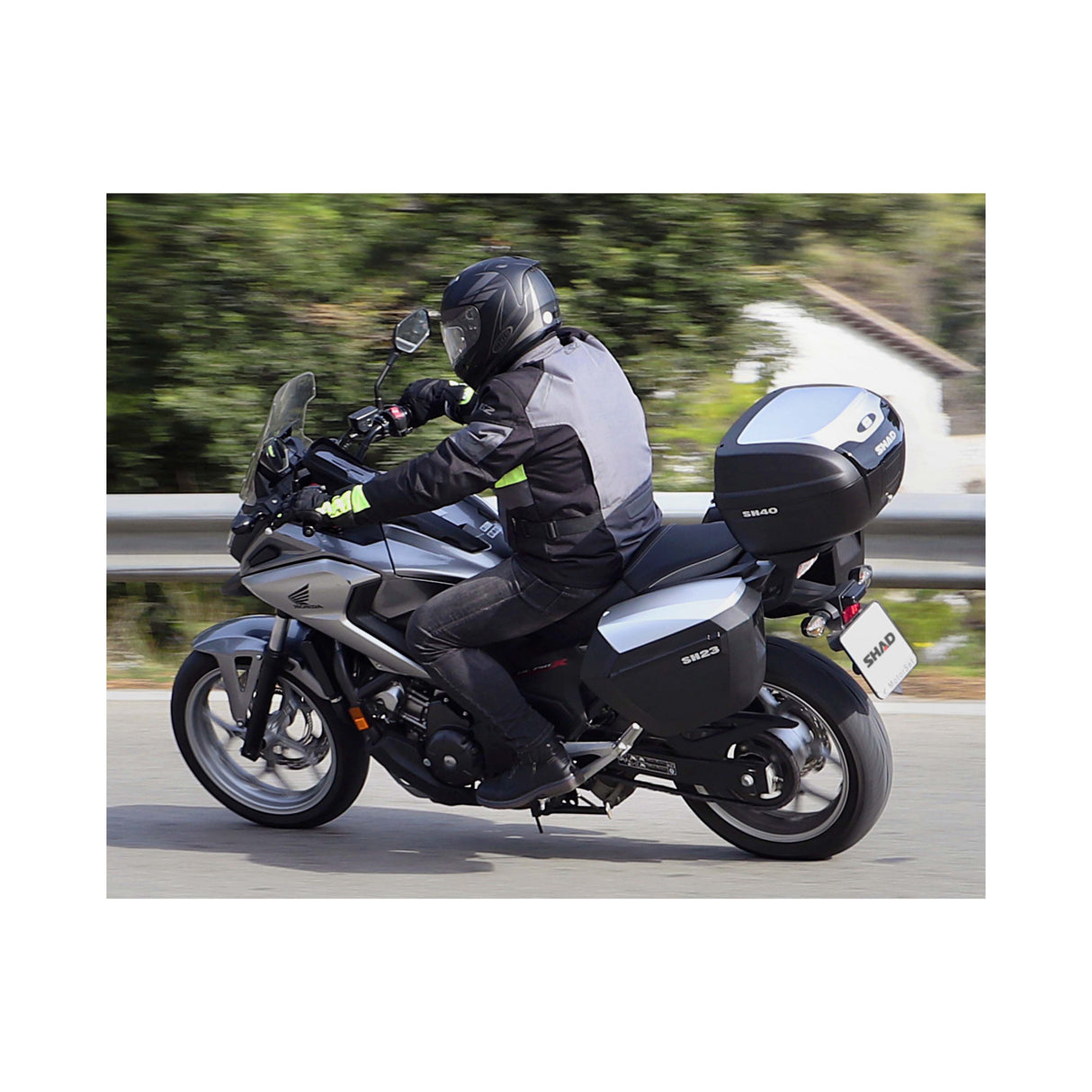 Baúl superior Shad para motocicleta o scooter SH40 con aspecto de aluminio D0B40200