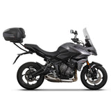 KIT BAÚL SUPERIOR SHAD SH26 + FIJACIÓN TRIUMPH TIGER 660 2022