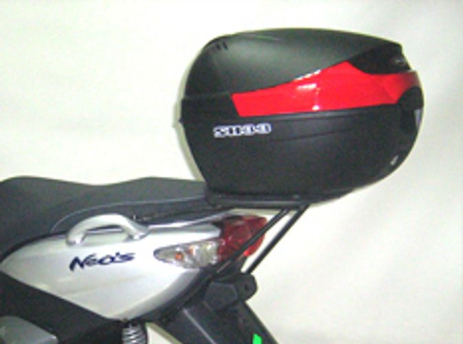 Soporte para baúl superior Shad Top Master YAMAHA NEOS 125 08-20 Y0NS58ST