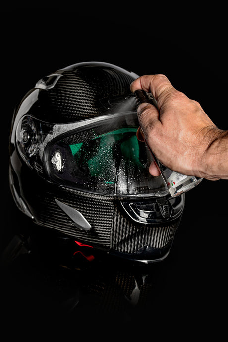 Lampa Helmet & visor cleaner, 100 ml 90058