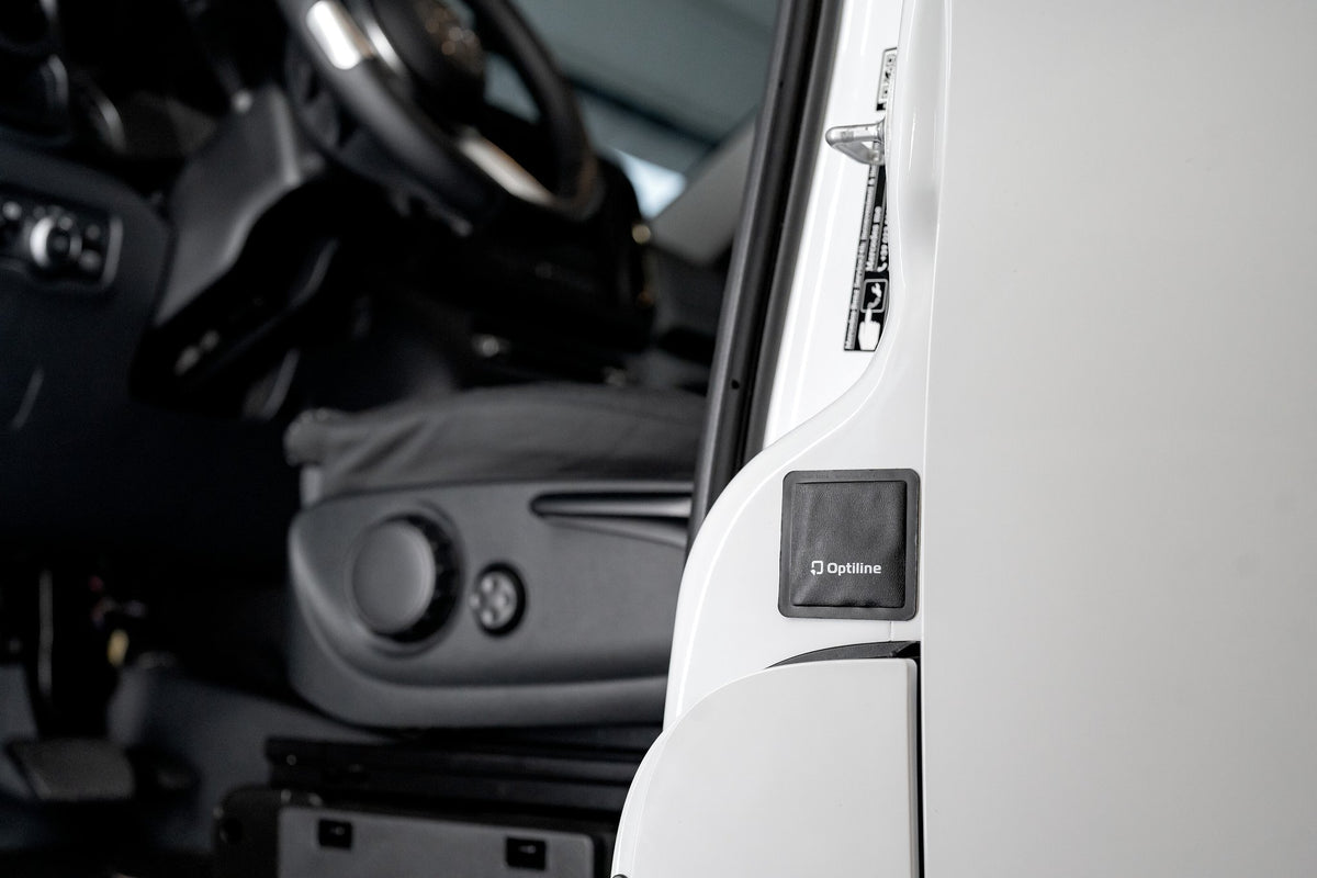 Optiline Opti Tracker Compact, Localizzatore Ultra-Sottile Adesivo