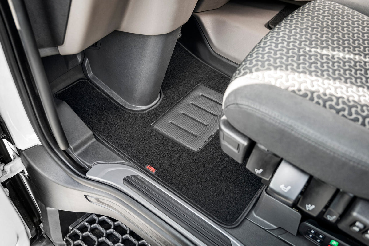 Lampa Tappeti su misura in moquette - compatibile per Iveco Eurocargo (09/03>) cabina 2 gradini 95410