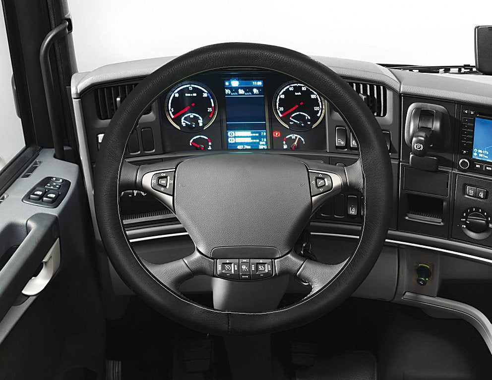 Lampa Premium Leather Steering Wheel Cover for Trucks Ø 44-46 cm - Black