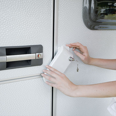 Fiamma Safe Door Magnum per fissaggio a parete 08277-01- - AmerigoStore