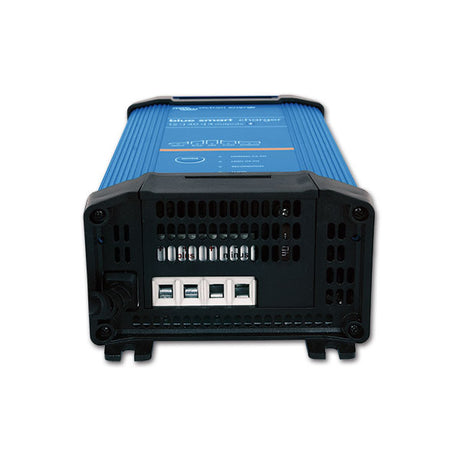 Victron IP22 30A SMART-Batterieladegerät für 3 Batterien