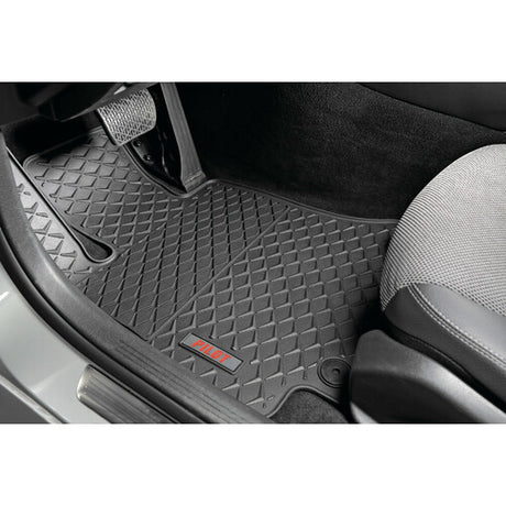 Pilot-Fußmattensatz für Opel Astra J 4-Sitzer (09/12–08/18) und Opel Astra J 5-Sitzer (01/10–10/15)