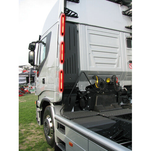 Lampa Luce ingombro a 13 Led, 12/24V - Rosso