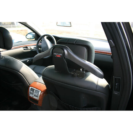 Lampa First Class, a coat hanger for professional travellers