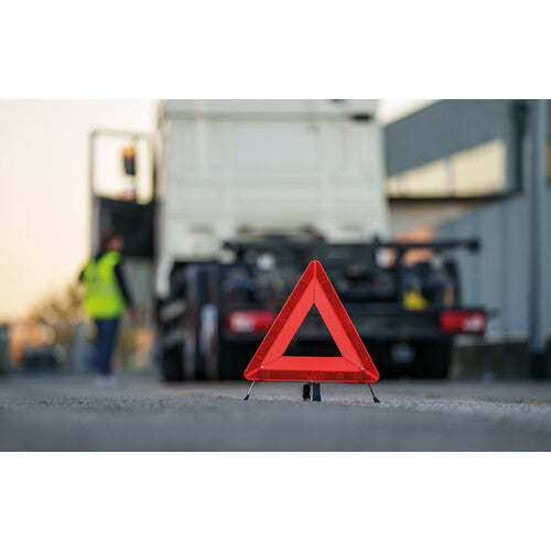 Lampa Triangle Basik, car stopped