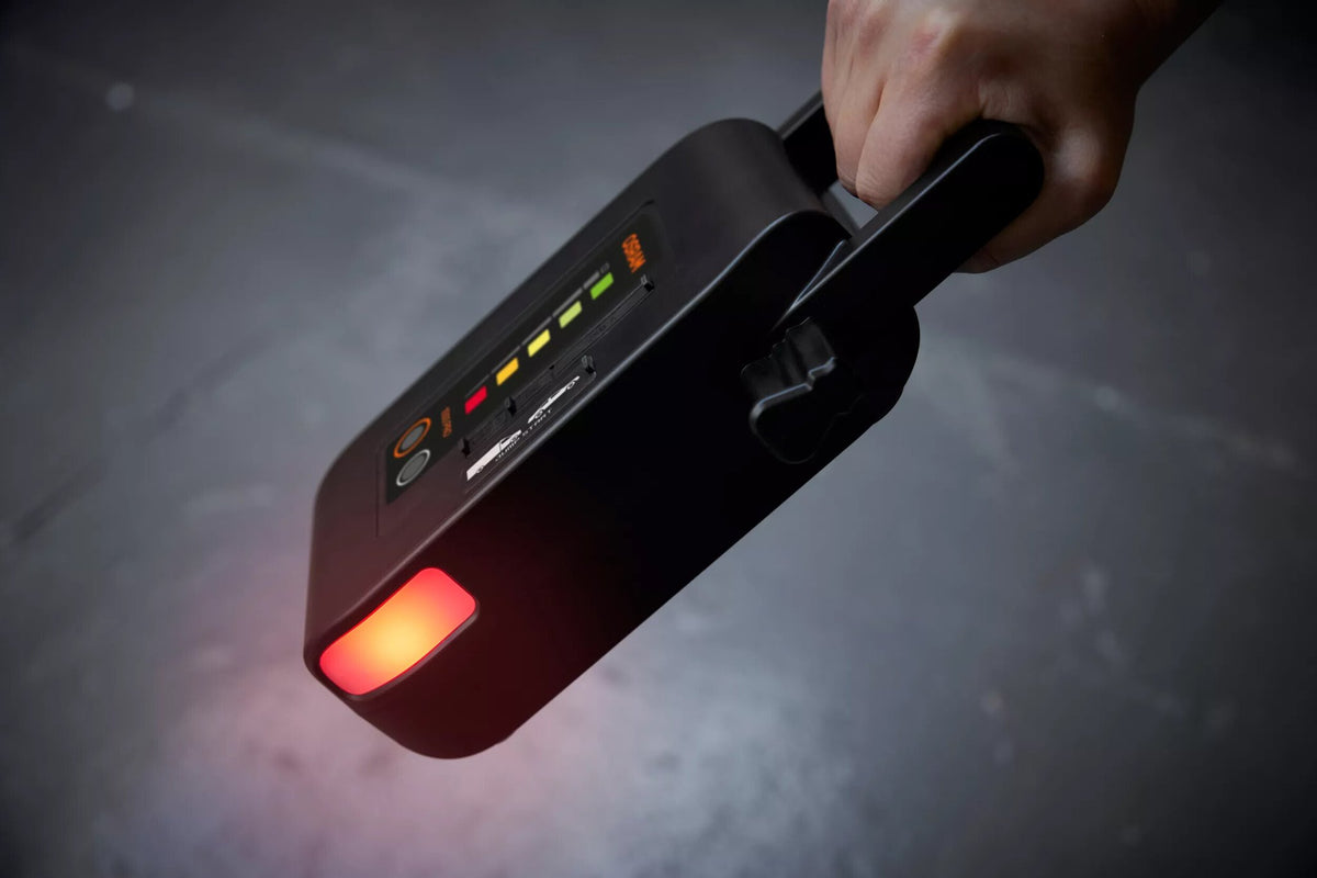 Osram BATTERYstart PRO 1000, avviatore di emergenza ad alta potenza per un'ampia gamma di veicoli