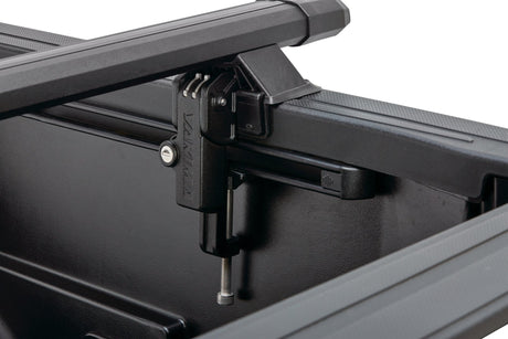 Yakima BedRock HD, set 4 piedi a profilo ribassato per pick-up