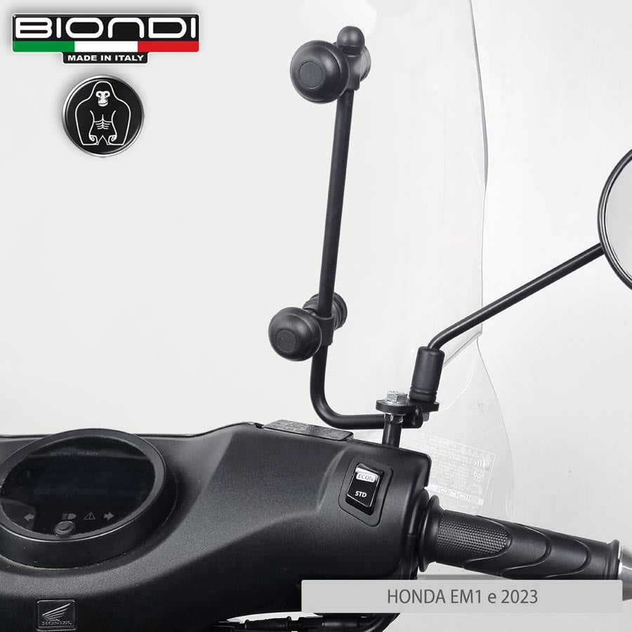 Biondi Parabrezza Mod. Z Honda Vision 50/110 cc. 2011-2016 Completo di Attacchi